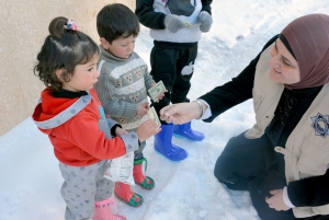 تبرعاتكم أدفأتهم.. 79.000$ حصيلة تقديمات (اجعل شتاءهم دفئاً وسلاماً)، وما زالت الحملة مستمرّة | مؤسسة نماء