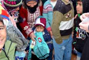 تبرعاتكم أدفأتهم.. 79.000$ حصيلة تقديمات (اجعل شتاءهم دفئاً وسلاماً)، وما زالت الحملة مستمرّة | مؤسسة نماء