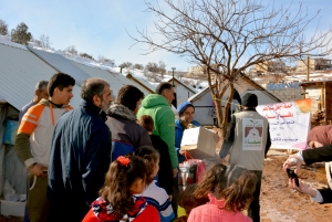 تبرعاتكم أدفأتهم.. 79.000$ حصيلة تقديمات (اجعل شتاءهم دفئاً وسلاماً)، وما زالت الحملة مستمرّة | مؤسسة نماء