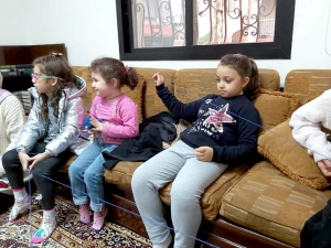 عالم الفرقان في بيروت يفتتح دورة "ديننا حياة" بنشاط تفاعلي للفتيات