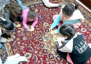 عالم الفرقان في بيروت يفتتح دورة "ديننا حياة" بنشاط تفاعلي للفتيات