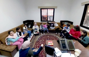 عالم الفرقان في بيروت يفتتح دورة "ديننا حياة" بنشاط تفاعلي للفتيات