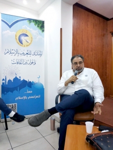 لقاء حواري مع الداعية المهندس فاضل سليمان في المنتدى للتعريف بالإسلام - بيروت