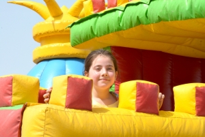 فرحة عيد بجوّ جديد (2).. مهرجان العيد للشابات والفتيات في عرمون