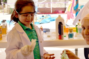 فرحة عيد بجوّ جديد (2).. مهرجان العيد للشابات والفتيات في عرمون