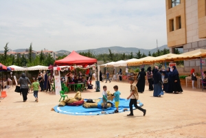 فرحة عيد بجوّ جديد (2).. مهرجان العيد للشابات والفتيات في عرمون