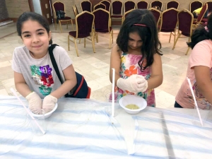 Emoji، خياطة وطبخ في الأسبوع الخامس من "فتيات الفرقان" في بيروت