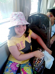 رحلة لطالبات عالم الفرقان في طرابلس إلى "مسبح الكمال"