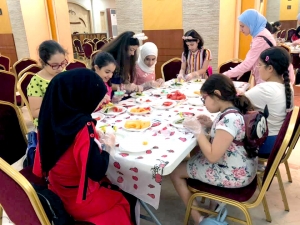 آداب الضيافة والاتيكيت.. الأسبوع الرابع من دورة فتيات الفرقان في بيروت