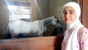 ركوب خيل ورحلة بحرية.. النشاط الثاني لدورة فتيات الفرقان في طرابلس
