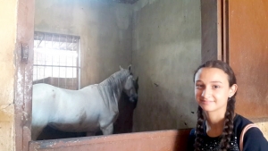 ركوب خيل ورحلة بحرية.. النشاط الثاني لدورة فتيات الفرقان في طرابلس