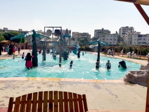 رحلة مائية لفتيات عالم الفرقان في طرابلس