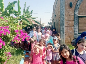 رحلة مائية لفتيات عالم الفرقان في طرابلس