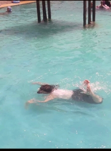 رحلة مائية لفتيات عالم الفرقان في طرابلس