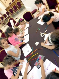 فوائد ومرح ورحلة مائية في الأسبوع الثاني من دورة فتيات الفرقان في بيروت