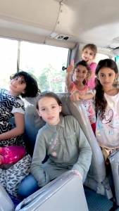 فوائد ومرح ورحلة مائية في الأسبوع الثاني من دورة فتيات الفرقان في بيروت