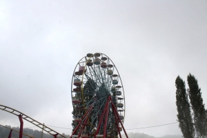 رحلة ترفيهية إلى القموعة.. النشاط الختامي لدورات عالم الفرقان للفتيات في طرابلس