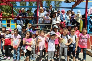 رحلة ترفيهية إلى القموعة.. النشاط الختامي لدورات عالم الفرقان للفتيات في طرابلس