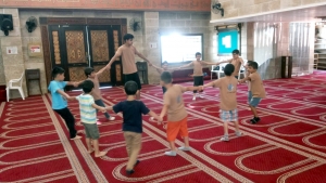 ألعاب ذهنية، مهارات منزلية، رحلة وغيرها في الأسبوع الرابع من فتيان المساجد في بيروت