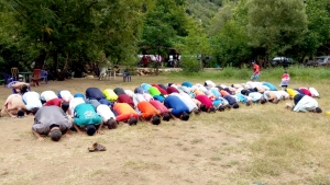 تجارب كيميائية.. أشغال يدوية.. ورحلة ترفيهية في الأسبوع الثاني من فتيان المساجد - طرابلس