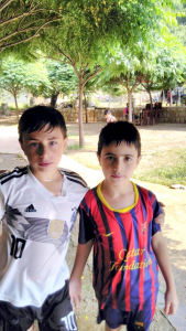 نشاط ترفيهي لطلاب عالم الفرقان إلى عيون السمك