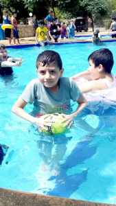 نشاط ترفيهي لطلاب عالم الفرقان إلى عيون السمك