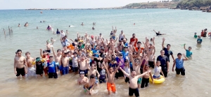 رحلة مائية لطلاب #عالم_الفرقان في طرابلس إلى شاطئ المنية