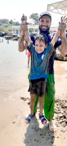 رحلة مائية لطلاب #عالم_الفرقان في طرابلس إلى شاطئ المنية