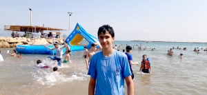 رحلة مائية لطلاب #عالم_الفرقان في طرابلس إلى شاطئ المنية