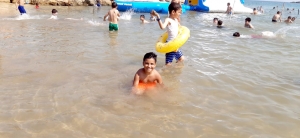 رحلة مائية لطلاب #عالم_الفرقان في طرابلس إلى شاطئ المنية