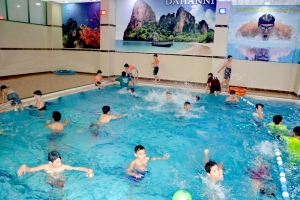 سباحة وكرة قدم.. يوم رياضي لأشبال عالم الفرقان - طرابلس في رحاب شهر ربيع الأنور