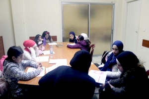 عالم الفرقان يكرّم فتيات التزمن بالحجاب خلال اللقاءات الشتوية في طرابلس