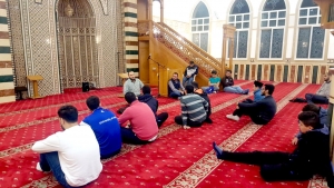 العبادة في الهرج كهجرة إلي.. ليلة تعبدية في طرابلس - المنتدى الشبابي في جمعية الاتحاد الإسلامي