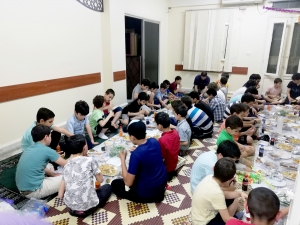 كونوا ربّانيّين.. الإفطار السنوي لطلاب عالم الفرقان في طرابلس