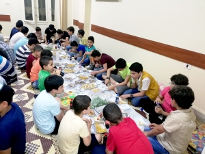 كونوا ربّانيّين.. الإفطار السنوي لطلاب عالم الفرقان في طرابلس