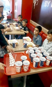 بتبرّع كريم من فاعل خير.. إفطار لأبناء مؤسسة نماء في خلدة