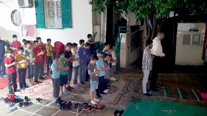 إفطار وتفطير.. نشاط لطلاب عالم الفرقان في بيروت