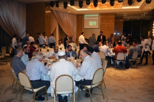 15 مهتدياً ومهتدية ازدان بهم الإفطار السنوي العام للمنتدى للتعريف بالإسلام