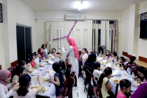 إفطارنا أحلى بلمّتنا.. الإفطار الرمضاني السنوي لطالبات عالم الفرقان في طرابلس