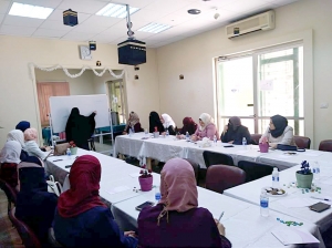 نقطة انطلاق.. جلسة حوارية مع مسؤولة لجنة حنايا فاطمة رمضان