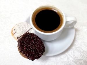 لحظة.. أنا هنا، دردشة نسائية وفنجان قهوة مع الأخصائية النفسية أ. هدى قدّورة