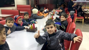 رحلة لطلاب عالم الفرقان في بيروت إلى مسبح ذي النورين