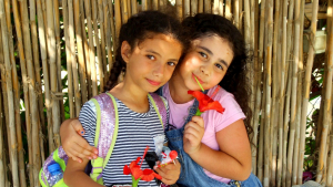 شاطئ النخيل.. الرحلة الختامية لدورة نادي الفرقان الصيفي للفتيات في طرابلس