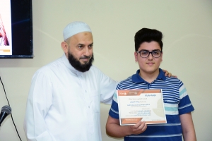 قناديل مقدسية الشباب.. بين الانسلاخ عن الهُويّة وعِظَم المسؤولية، لقاء شبابي وتوزيع الشهادات مع الشيخ حسن قاطرجي