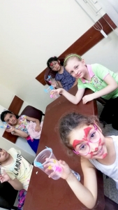 صيفي مع الفرقان.. انطلاق دورة عالم الفرقان للفتيات في طرابلس