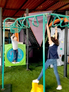 سيبانة رمضان مع عالم الفرقان في بيروت