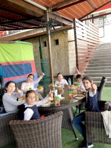 سيبانة رمضان مع عالم الفرقان في بيروت