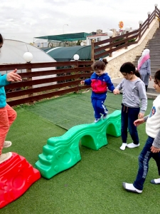 سيبانة رمضان مع عالم الفرقان في بيروت