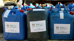 لمساعدتهم في مواجهة العاصفة.. مؤسسة نماء توزّع المازوت والطرود الغذائية في مخيمات عرسال بالتعاون مع حملة القلمون