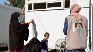 مؤسسة نماء: توزيع ملابس للعائلات المستحقة ضمن حملة "بيروت تناديكم"